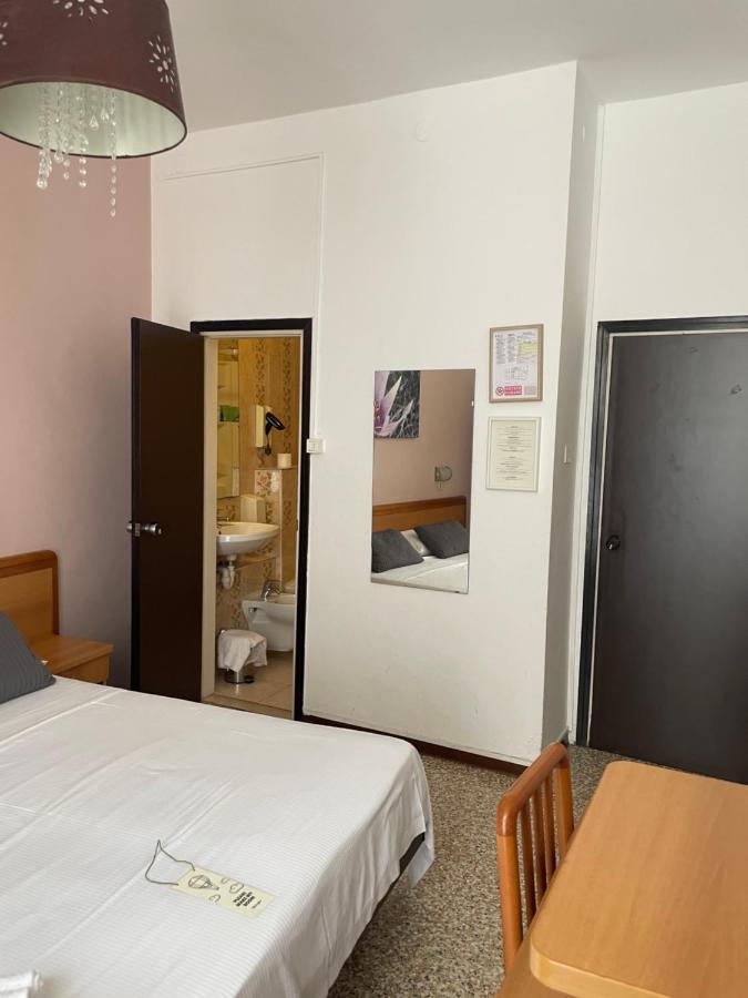 Hotel Cappello Cesena Eksteriør billede